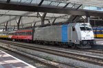 RailPool 186 424 calls at Rotterdam Centraal on 16 April 2016.