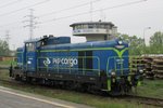 SM42-954 runs light through Warszawa Zachodnia am 2.Mai 2016.