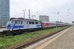 With overnight stock from Kiyv EP07-345 pauses on 2 May 2016 at Warszawa Zachodnia.