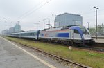 With MAV-stock 370 008 passes through Warszawa Zachodnia on 2 May 2016.