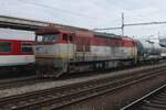 Bardotka 751 055 stands with one tank wagon in Bratislava hl.st. on 17 September 2024.