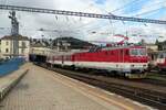 ZSSK 361 104 quits Bratislava hl.st.