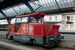 SBB electric shunter 922 013 stands in Zürich HB on 2 January 2020.