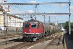 SBB 11350 with tank train is about to pass through Pratteln on 14 September 2011.