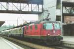 On 21 May 2006 SBB 11251 stood at Spiez.