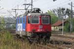 One of the funnies of railway liberation in Europe: Swiss SBB 421 397 (Re 4/4-III for service on the Gotthard route within Switzerland) runs light in Pirna, near the German/Czech border, on 11 April 2014.