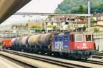 Scanned picture of 421 378 in Spiez on 2 June 2002.