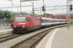 SBB 'Historic' yet modern loco 460 102 enters Thun on 14 May 2010.