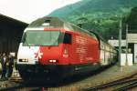 On 20 May 2006 SBB 460 090 advertises for the Valais-region and is seen at the workshop in Brig on a Bahnhofsfest. 