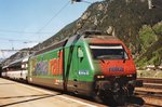 SBB 460 062 calls at Göschenen on 27 May 2007.