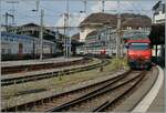A SBB Re 460 wiht his IR15 on the way from Geneva Airport ot Luzern by his stop in Lausanne. 

30.08.2024