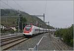 Two SBB RABDe 500 trains are operating as IC 5 in Twann on the way to Lausanne.  

October 8, 2025