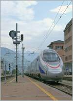 A Cisalpino ETR 610 reaches CIS 40 from Milano Domodossola on time and after a short stop will continue towards Brig.