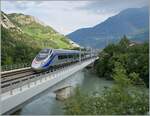 When the ETR 610 still drove for the CIS (Cisalpino SA): A CIS-EC Milano - Genève on the Rhone bridge near Leuk. 


August 9, 2009