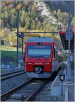 The Region Alps RABe 525 040 (NINA) ist the regional train to Orsière. This service is waiting the cconnection from Martigny in the Sembrancher Railway Station. 

October 30, 2024