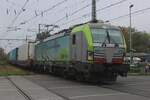 On a grey morning of 23 October 2024 BLS Cargo 475 413 hauls a diverted CargoBeamer intermodal train through Emmerich. 