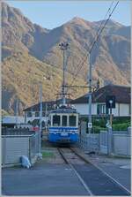 The SSIF ABe 6/6 33  Sempione,  which arrived in Domodossola, returns to the SSIF depot after its return trip to Re.
October 31, 2024 The SSIF ABe 6/6 33  Sempione,  which arrived in Domodossola, returns to the SSIF depot after its return trip to Re.
October 31, 2024