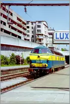 The SNCB/NMBS 5523 in Luxembourg City. 
13. 05.1998