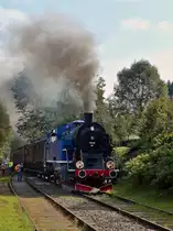 . The steam locomotive Tkt 48-87 of the heritage railway CFV3V (Chemin de Fer � Vapeur des 3 Vall�es) is entering into the station of Olloy-sur-Viroin on September 28th, 2014.