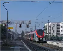 The SNCF Z 31527 M (Coradia Polyvalent régional tricourant) is leaving the Evian Station. 

08.02.2020