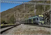 Two BLS  Lötschberger  on the way to Bern by Lalden. 

25.10.2017