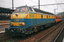 SNCB 5523 gets ready for departure at Liége-Guillemins with an IR to Luxembourg via Rivage and Kautenbach on 10 September 1999.