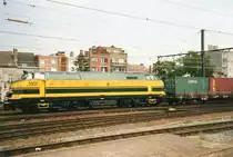 Side show for 5107 at Gent Sint-Pieters on 17 May 2002.