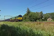 PB01 speeds through Oisterwijk on 28 June 2019.