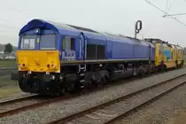 Beacon Rail 561-01 hauls a diagnostic train through Lage Zwaluwe on 22 September 2017.