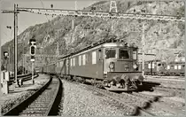 The BLS Ae 8/8 with a local train from Sion. 18. 10.1994.
(scanned negative)